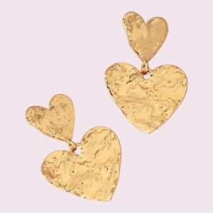 Elegant Gold Heart Dangle Earrings – Textured Metal​​